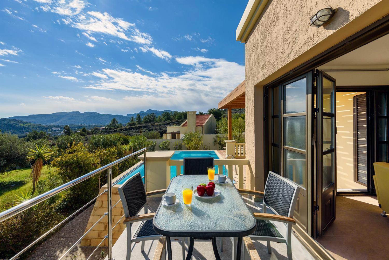 Athina Villa
